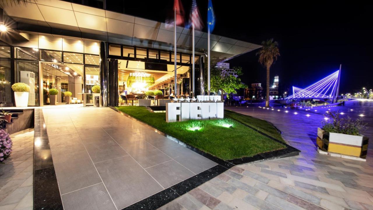 Hotel Fieri Bagian luar foto