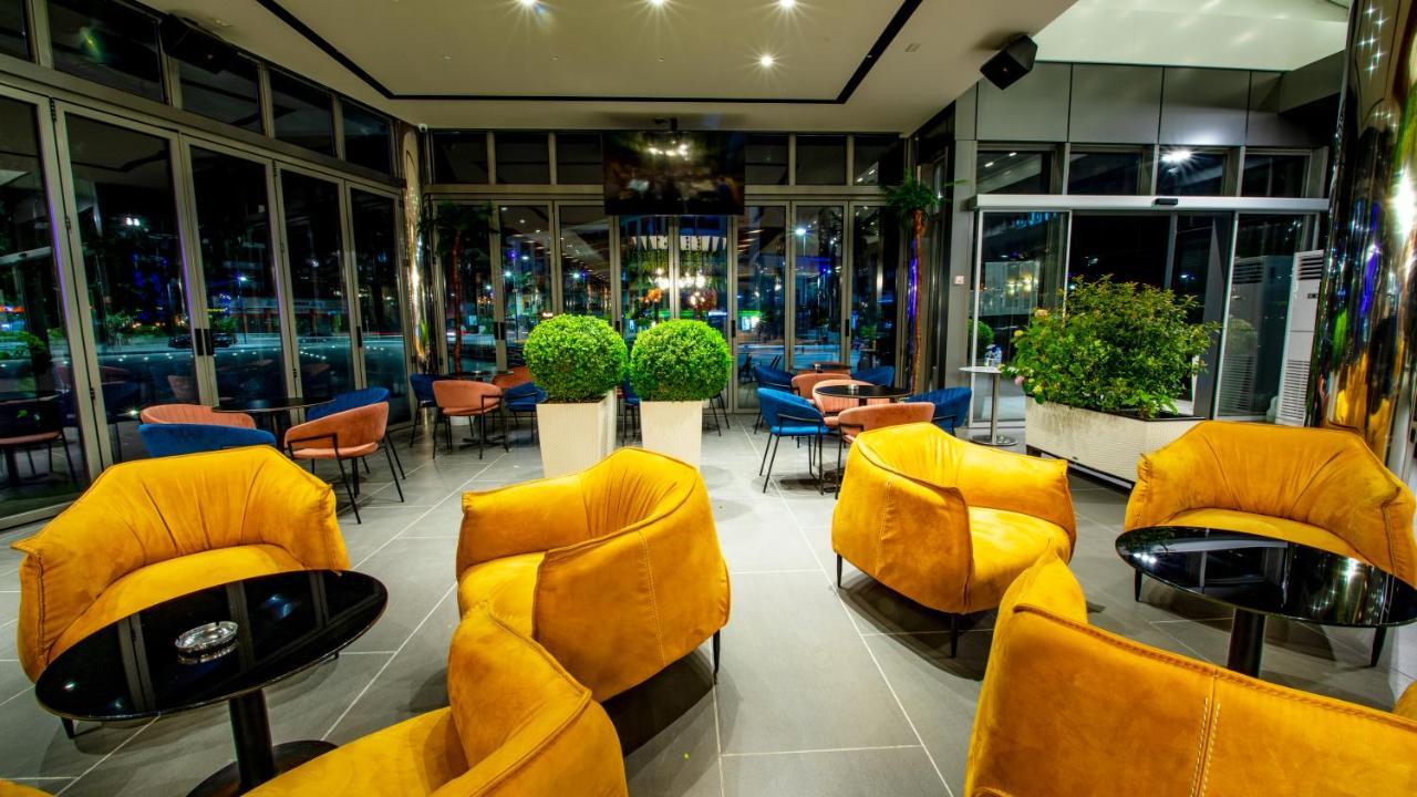 Hotel Fieri Bagian luar foto